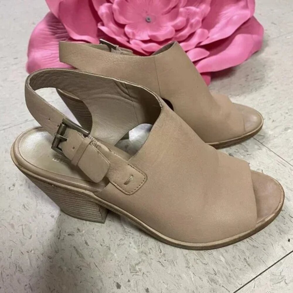 EILEEN FISHER Glance Leather Peep Toe Slingback Heel Shoe Sandals
